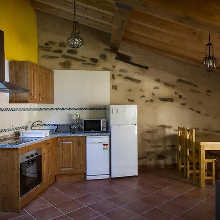 Molino Del Medio * Robledillo De Gata