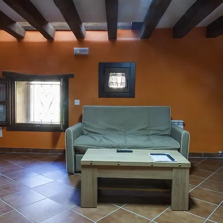 Molino Del Medio Casa de Campo *