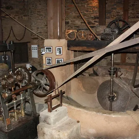 Molino Del Medio Casa de Campo *